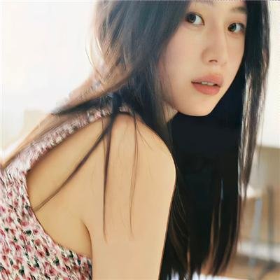 布兰卡和弹吉他的人